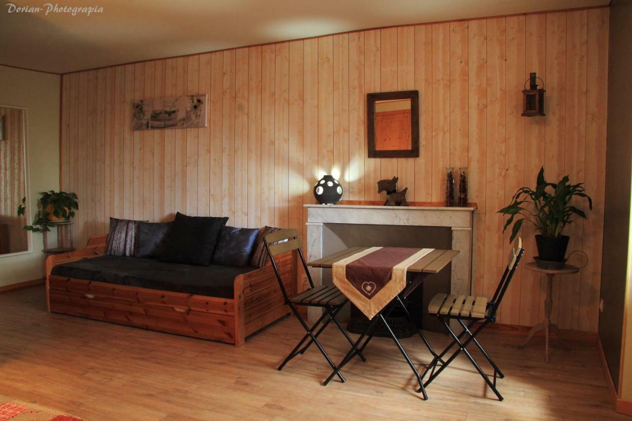 Bed & Breakfast La Pierre Trouee D'hotes *